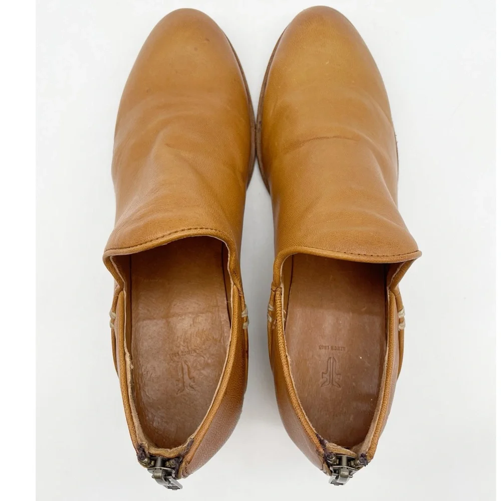 Frye Carson shootie ankle boot cognac 8.5